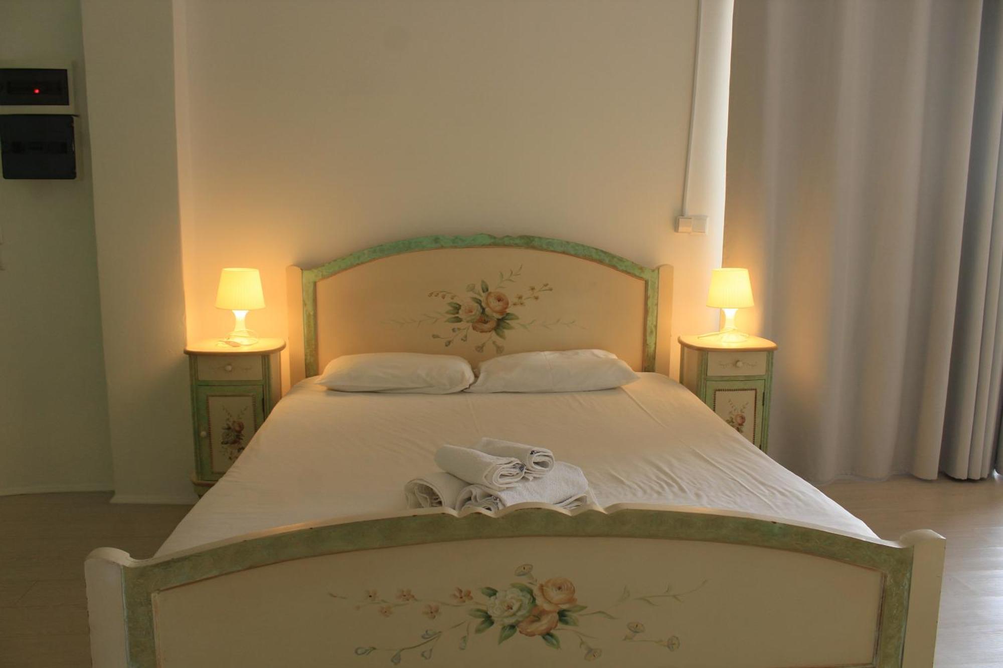 Amelia Apartments Kallithea  Bilik gambar
