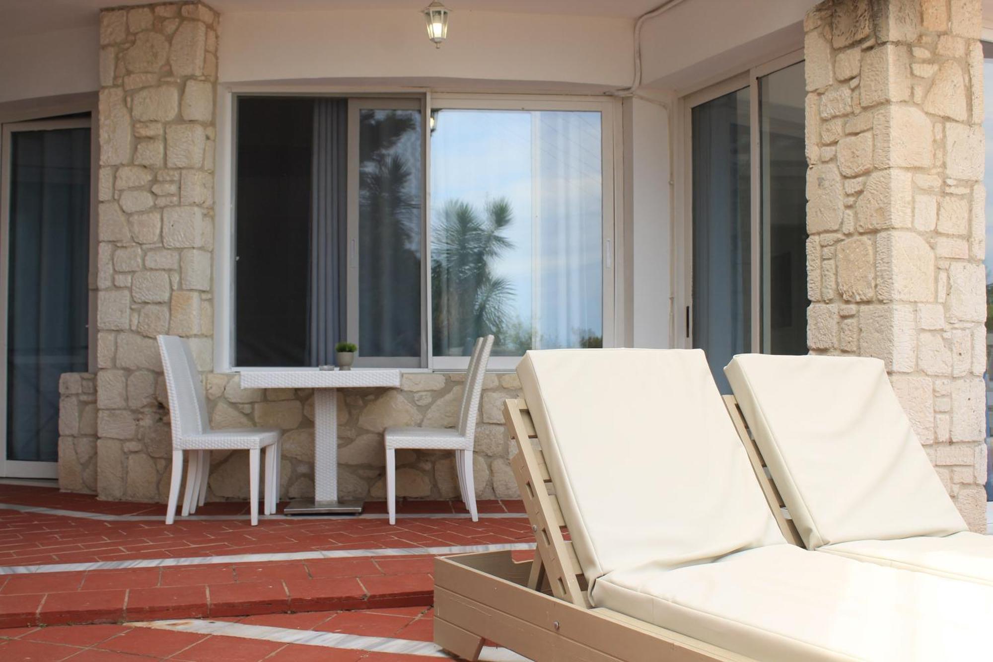 Amelia Apartments Kallithea  Bilik gambar