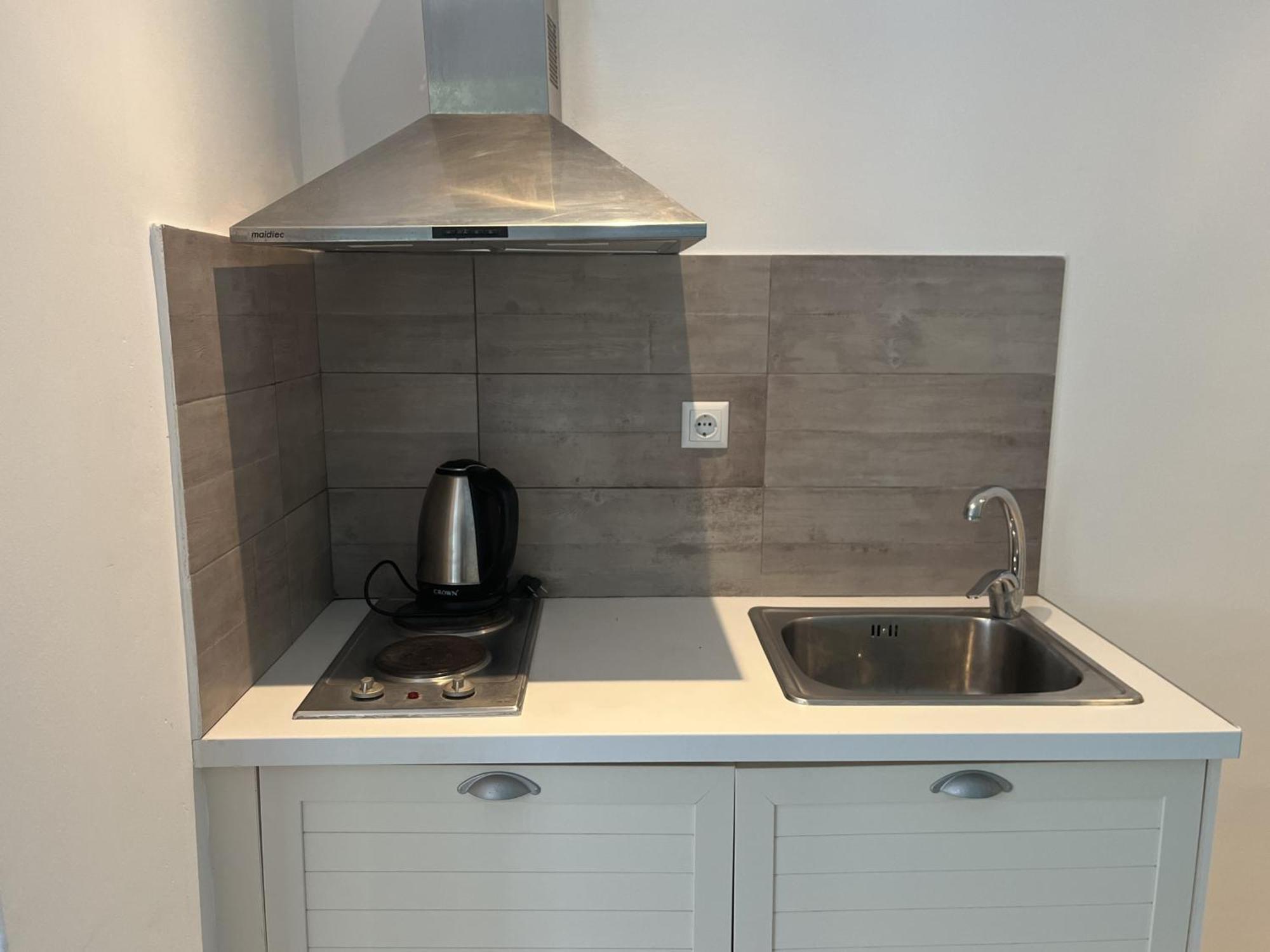 Amelia Apartments Kallithea  Bilik gambar