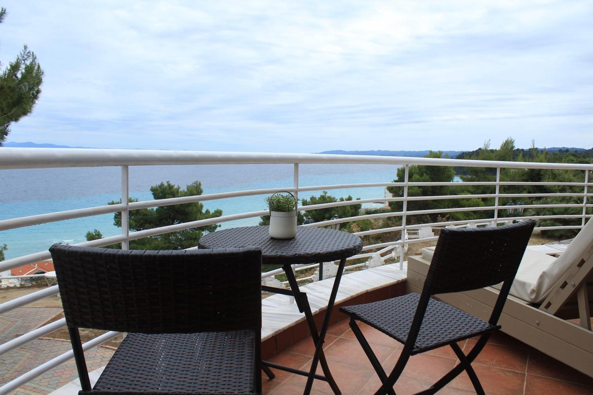 Amelia Apartments Kallithea  Bilik gambar